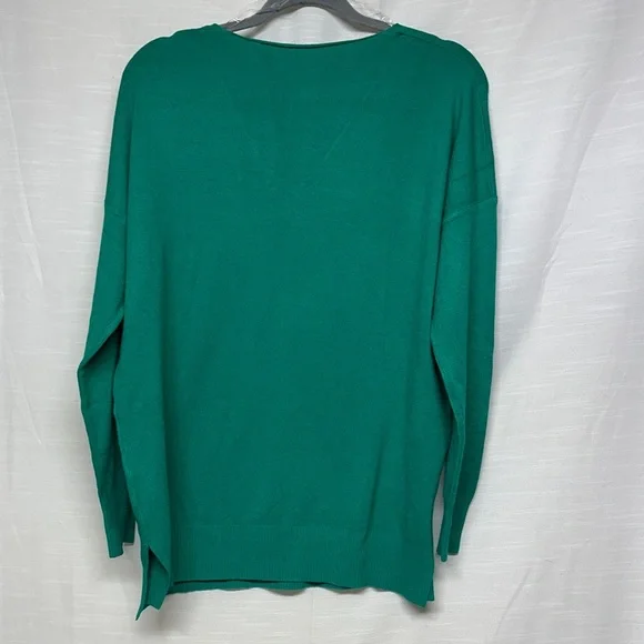 Zenana Outfitters Green V-Neck Sweater - Picture 4 of 8